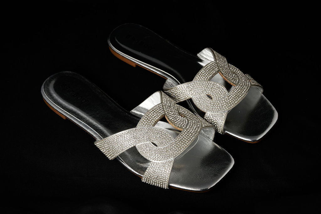KNOTTED UP SANDALS